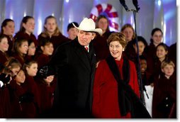 President George W. Bush and Laura Bush attend the Pageant of Peace Tree Lighting on the Ellipse near the White House Thursday, Dec. 5. White House photo by Paul Morse.