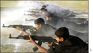 Young Iraqi cadets receive weapons training 
