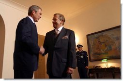 Czech Republic President Vaclav Havel greets President George W. Bush at Prague Castle in Prague, Czech Republic, Wednesday, Nov. 20.  White House photo by Paul Morse